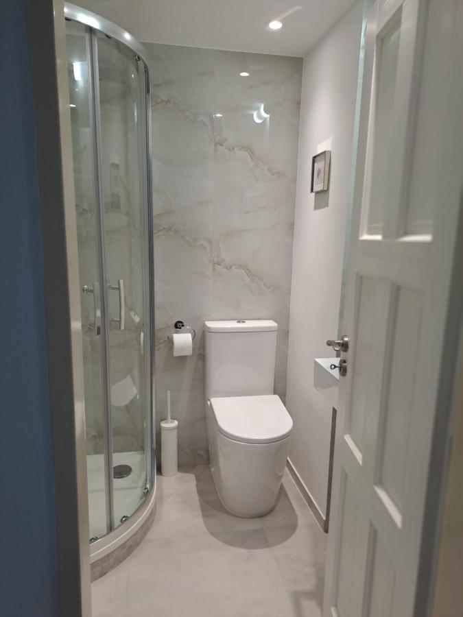 Apartmanovy Dum Se Zahradou V Klidne Casti Prahy Praga Exterior foto
