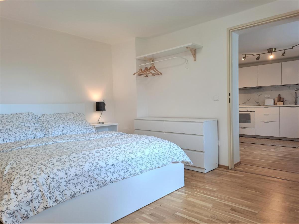 Apartmanovy Dum Se Zahradou V Klidne Casti Prahy Praga Exterior foto