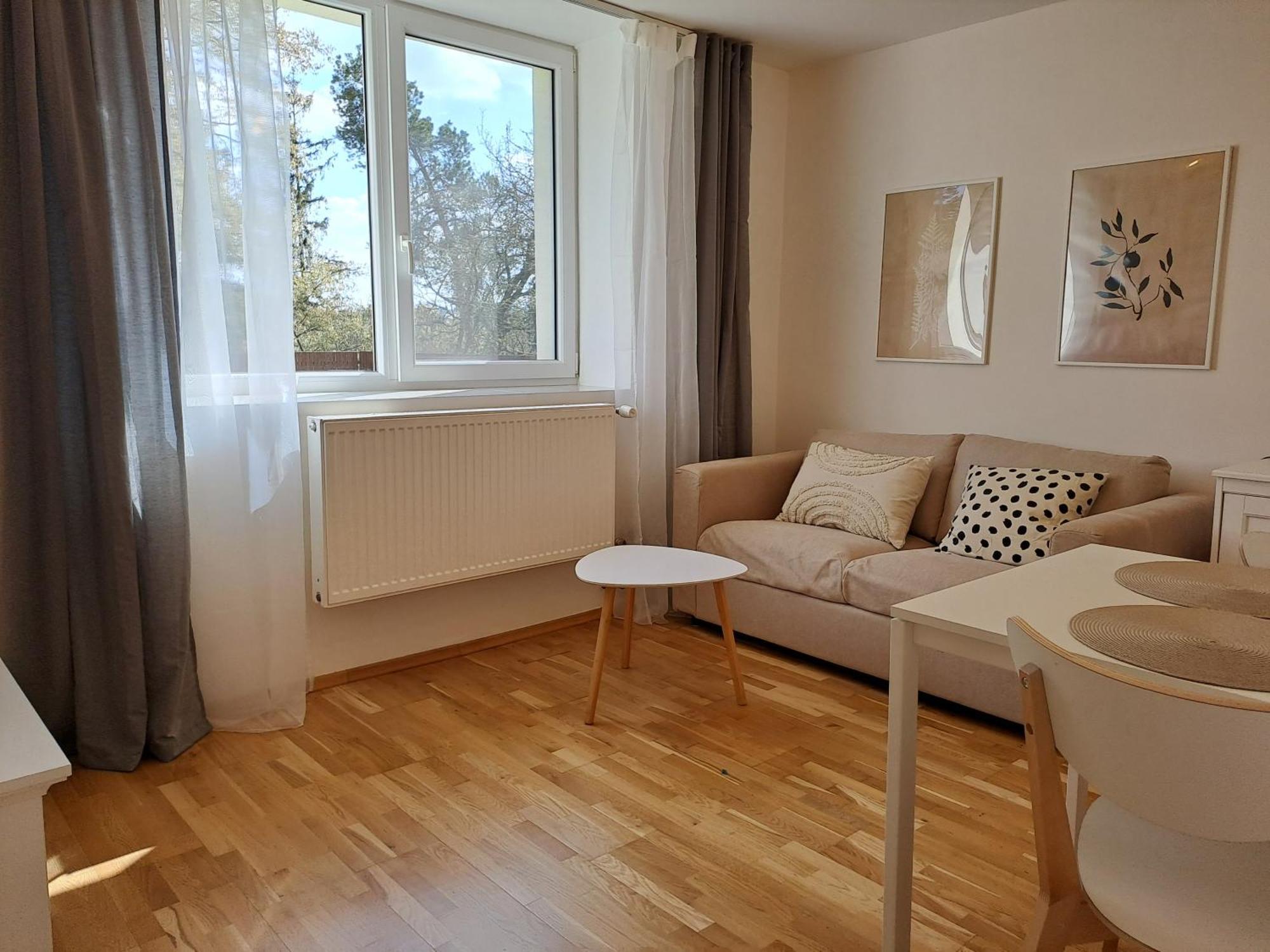 Apartmanovy Dum Se Zahradou V Klidne Casti Prahy Praga Exterior foto