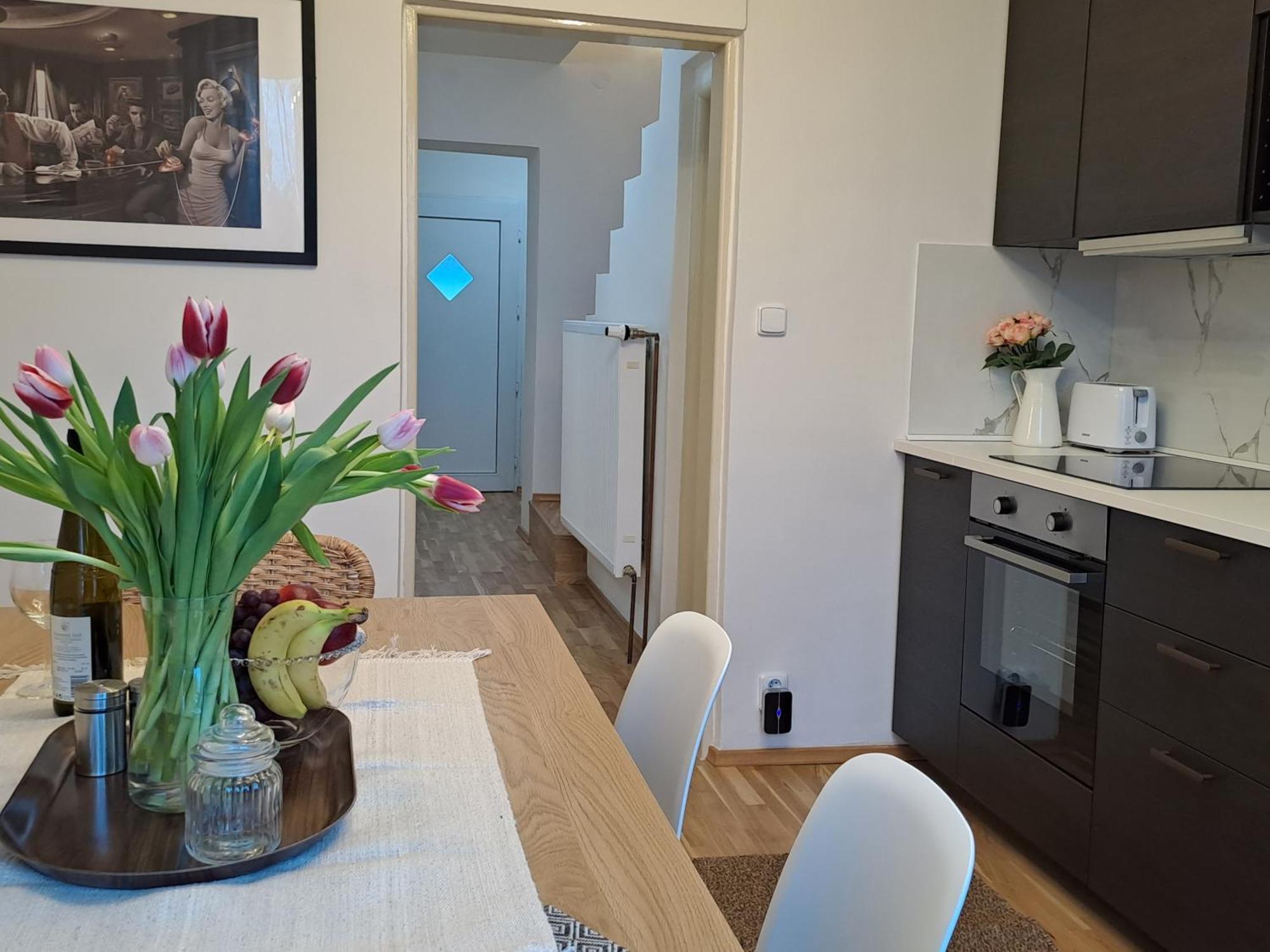 Apartmanovy Dum Se Zahradou V Klidne Casti Prahy Praga Quarto foto